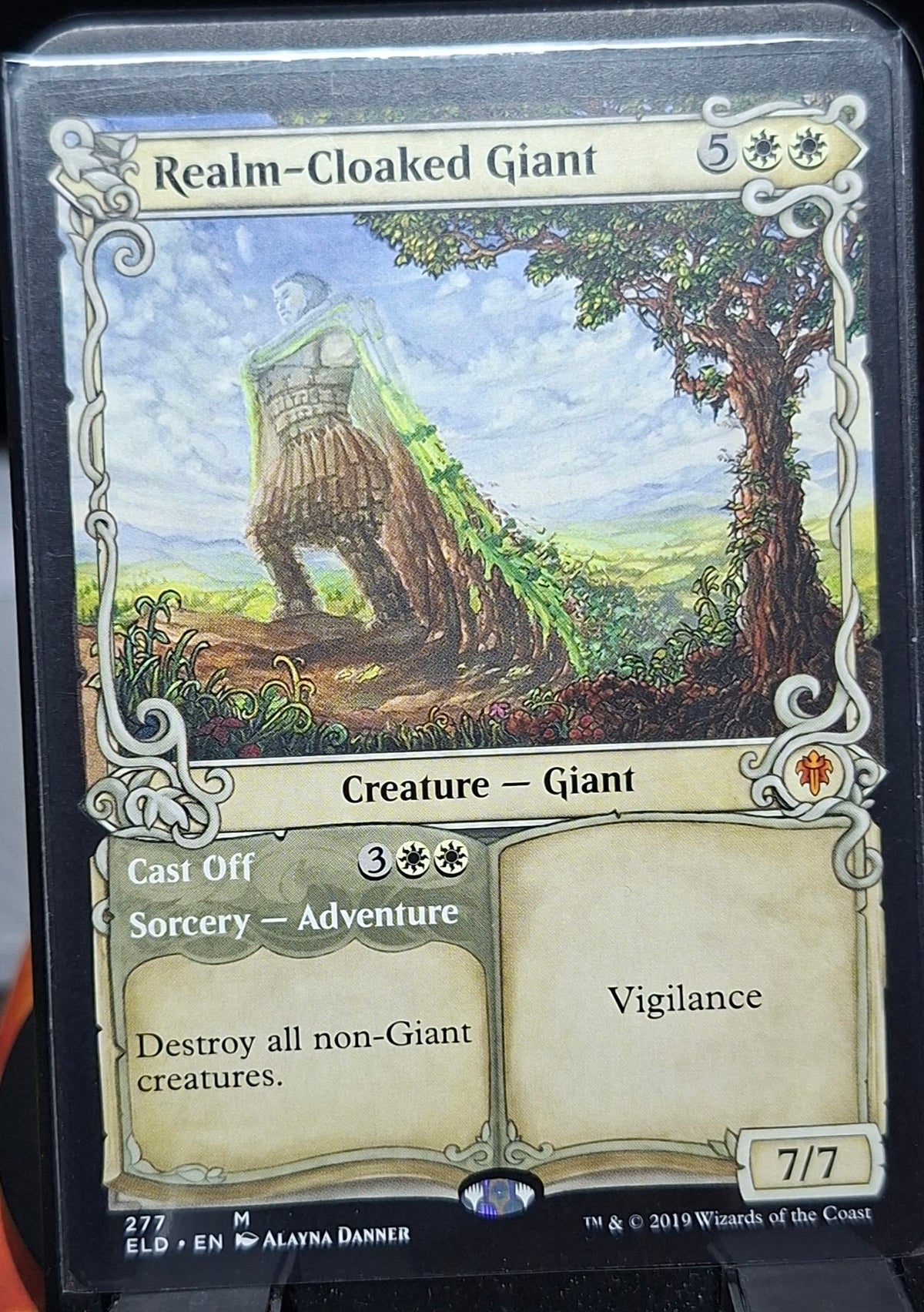 Realm-Cloaked Giant